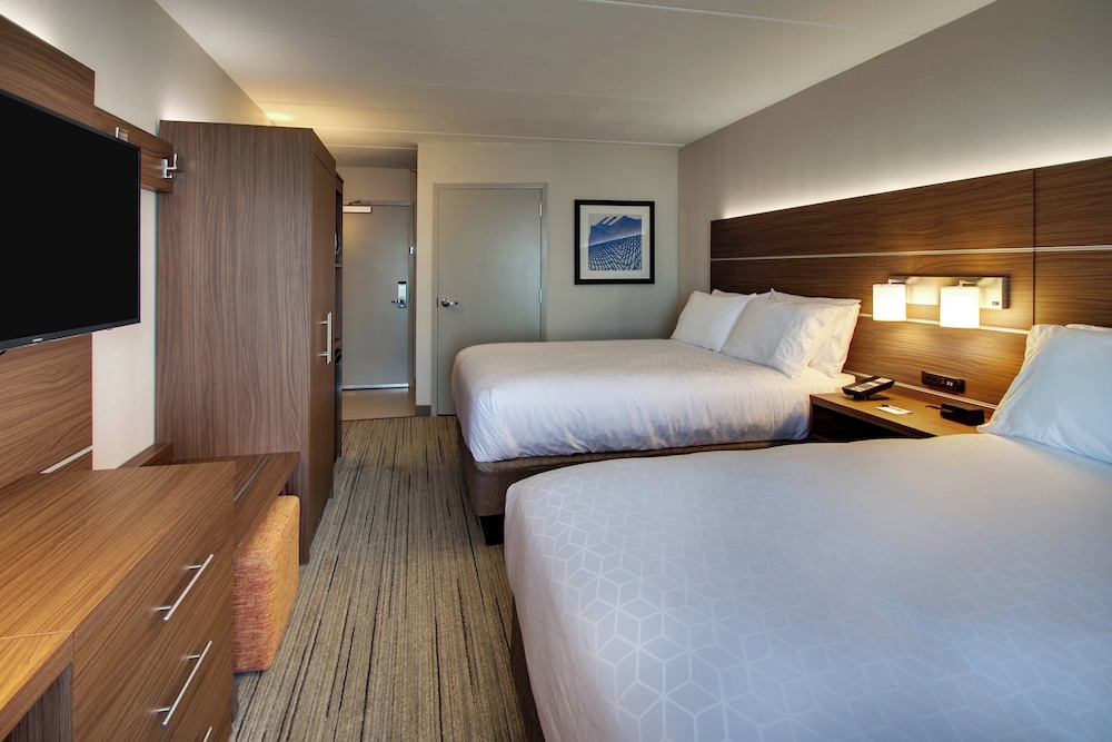Holiday Inn Express Atlantic City W Pleasantville Ex Comfort Inn Suites West Atlantic City 24/70