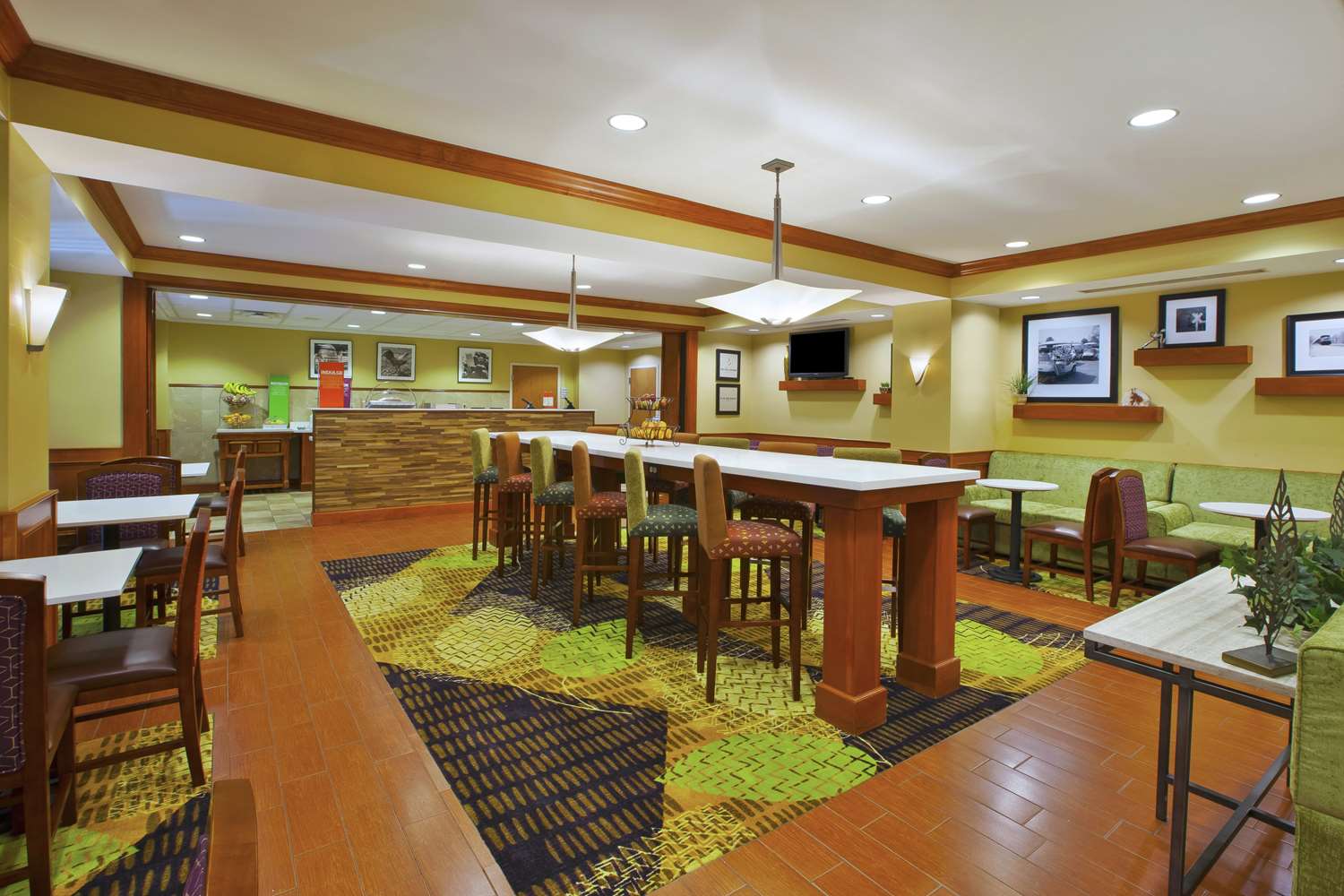 restaurant cafeteria