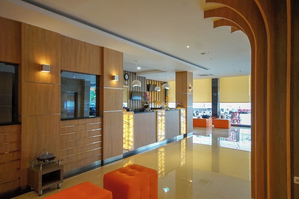 Townhouse Oak Palembang near Palembang Golf Club formerly KR Hotel 24/28