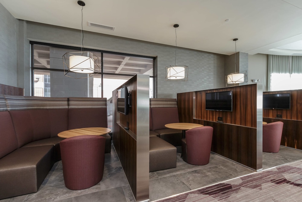 Courtyard By Marriott South Bend Downtown 6/52