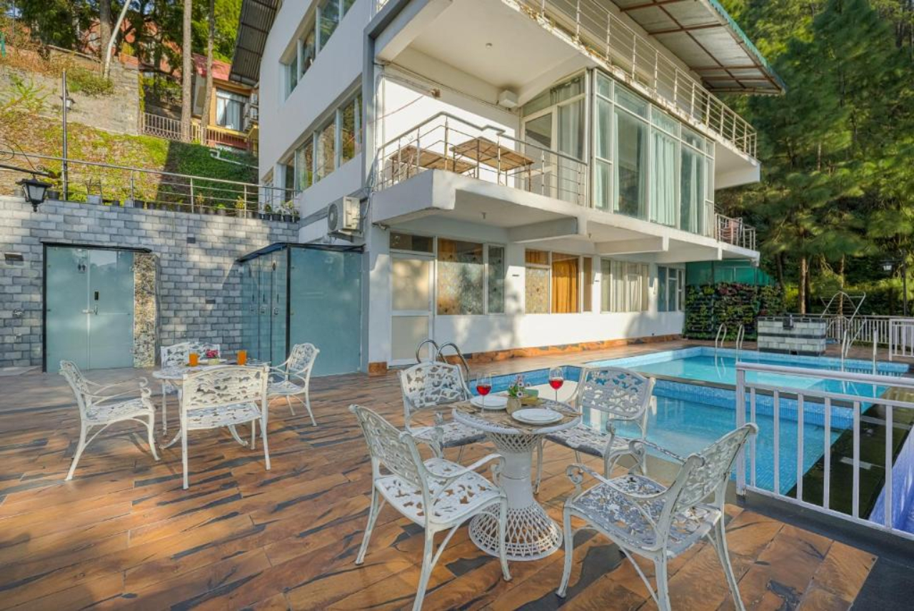 Alaya Stays 3BHK Golden Meadow Hillside Retreat with Outdoor Lounge in KASAULI