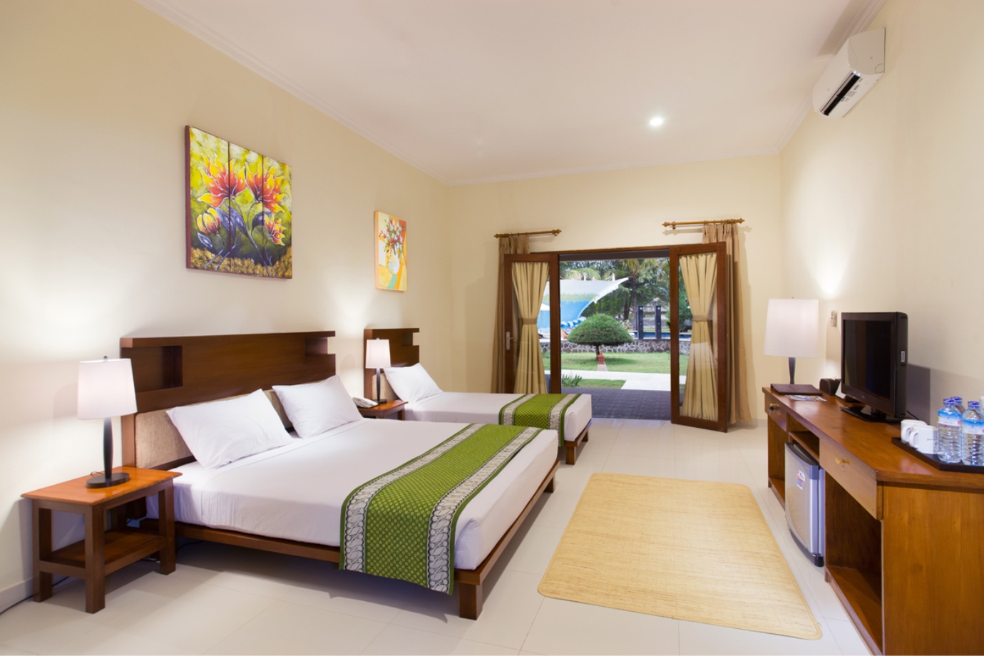 Deluxe Garden View Triple Room