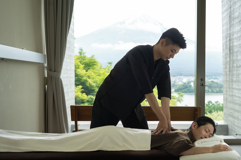HOSHINOYA Fuji 5/49