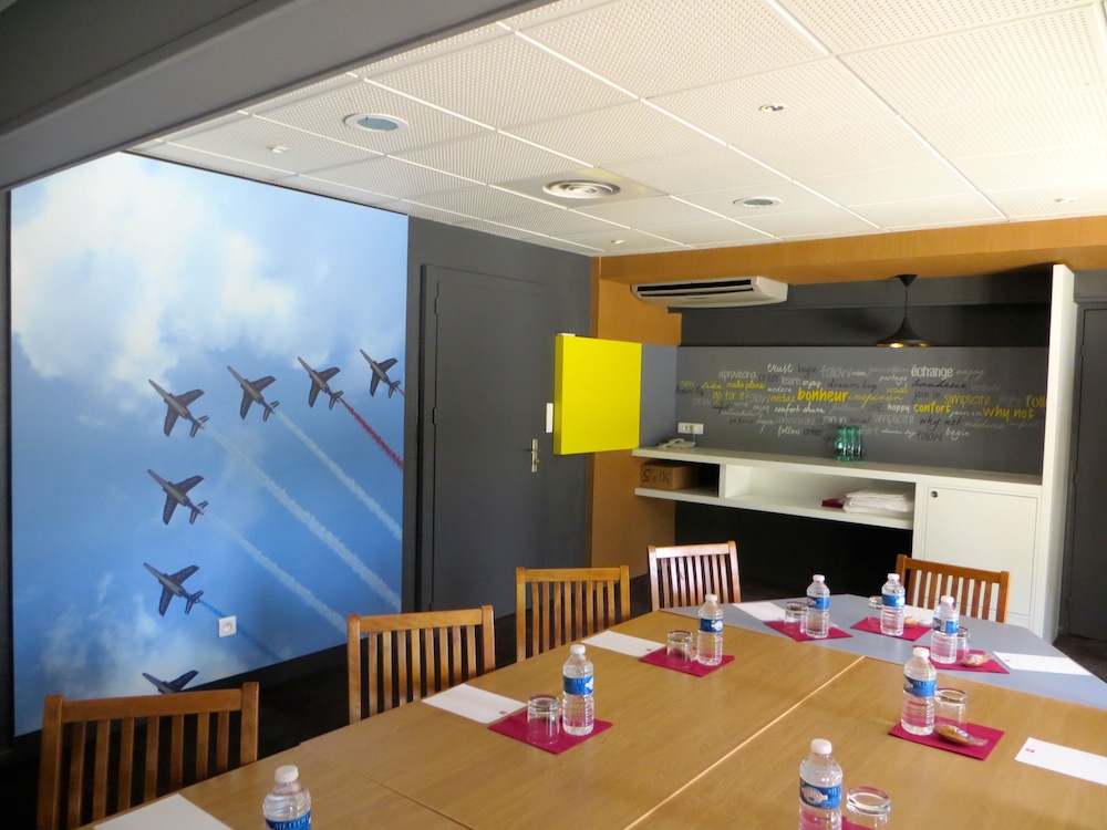 Ibis Salon De Provence Sud 52/61