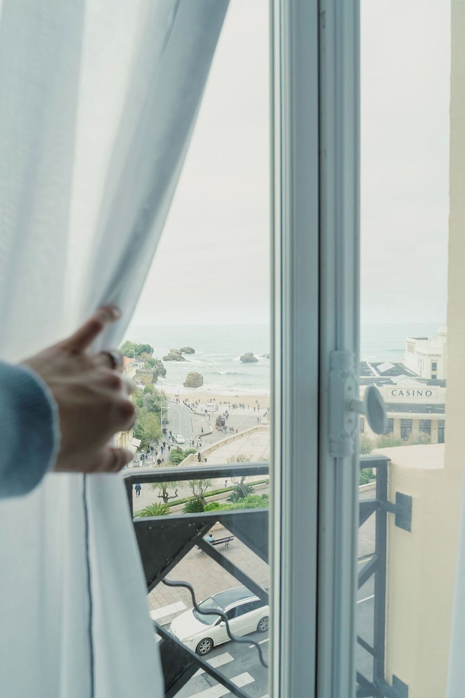Hotel Plaza Biarritz Plage - Handwritten Collection 46/49