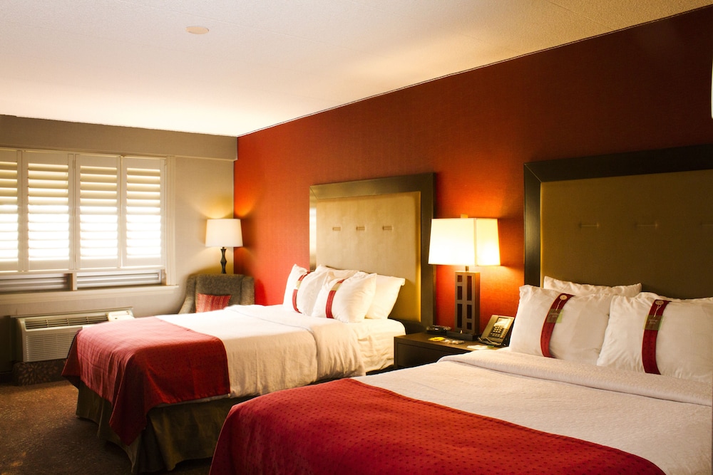 Holiday Inn Hotel Suites St Catharines Conference Ctr 21/81