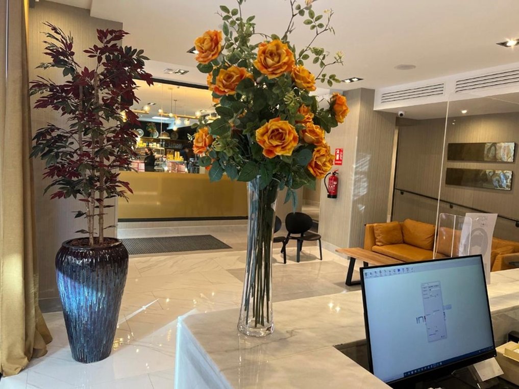 Hotel Avenida Gran Via 13/62