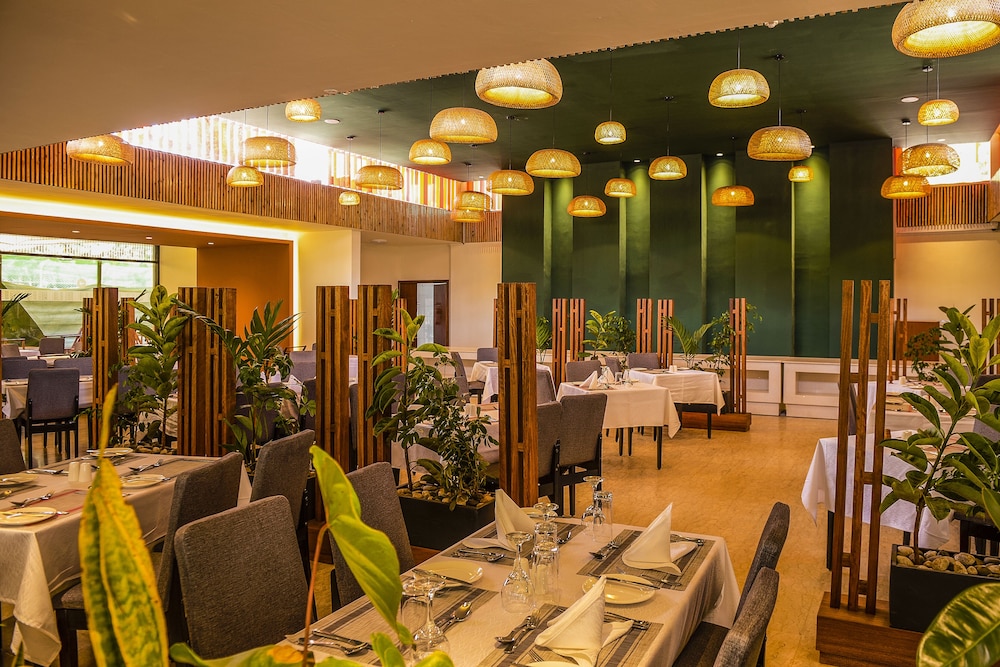 Hotel Boulevard Nairobi, City Centre CBD 37/47