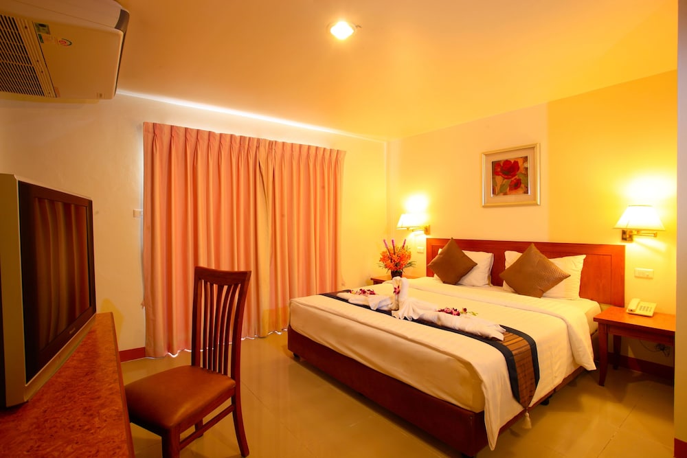 Orchid Garden Hotel 30/64