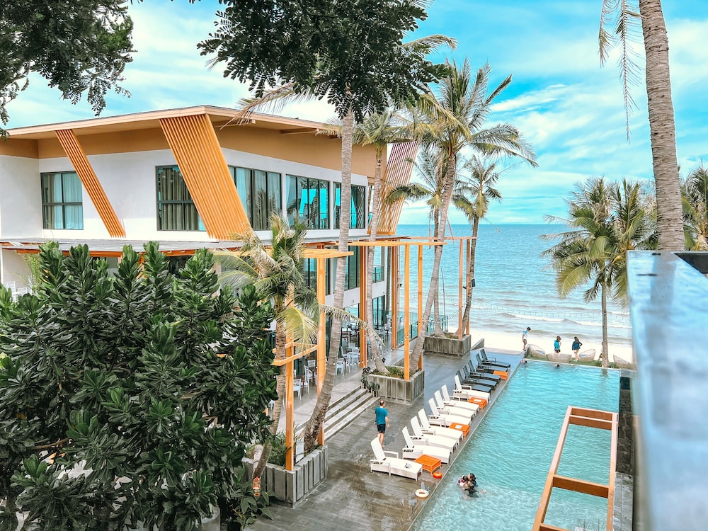 Eco Cozy Beachfront Resort Chaam 35/51