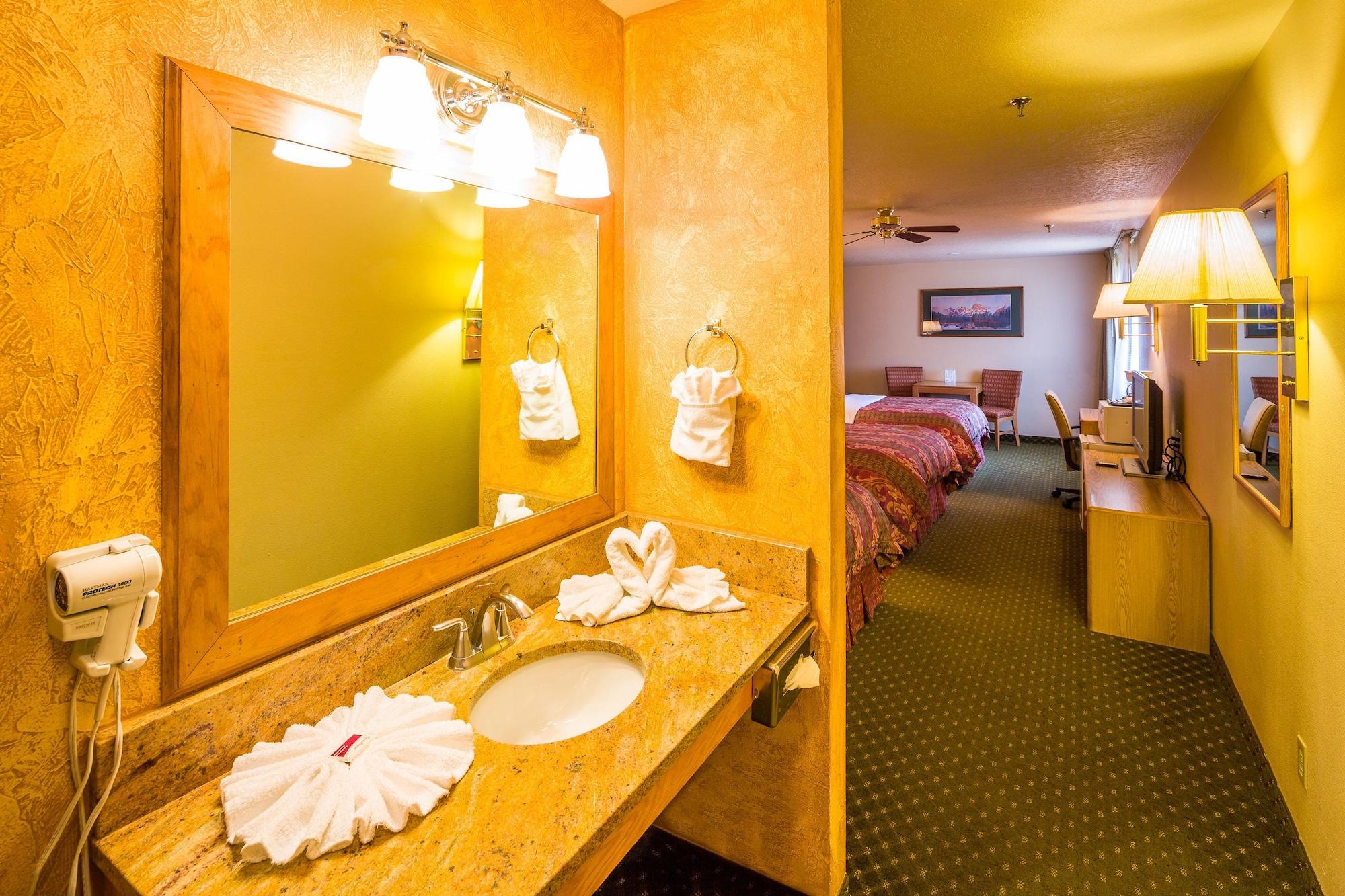 Alpine Inn & Suites 20/21
