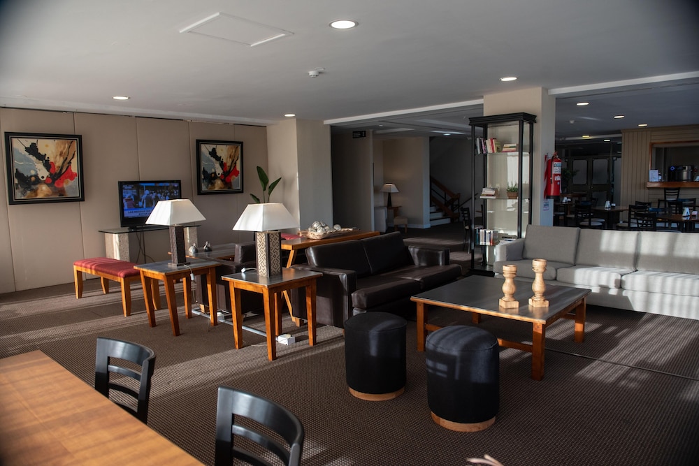 Canal Beagle Hotel 43/66