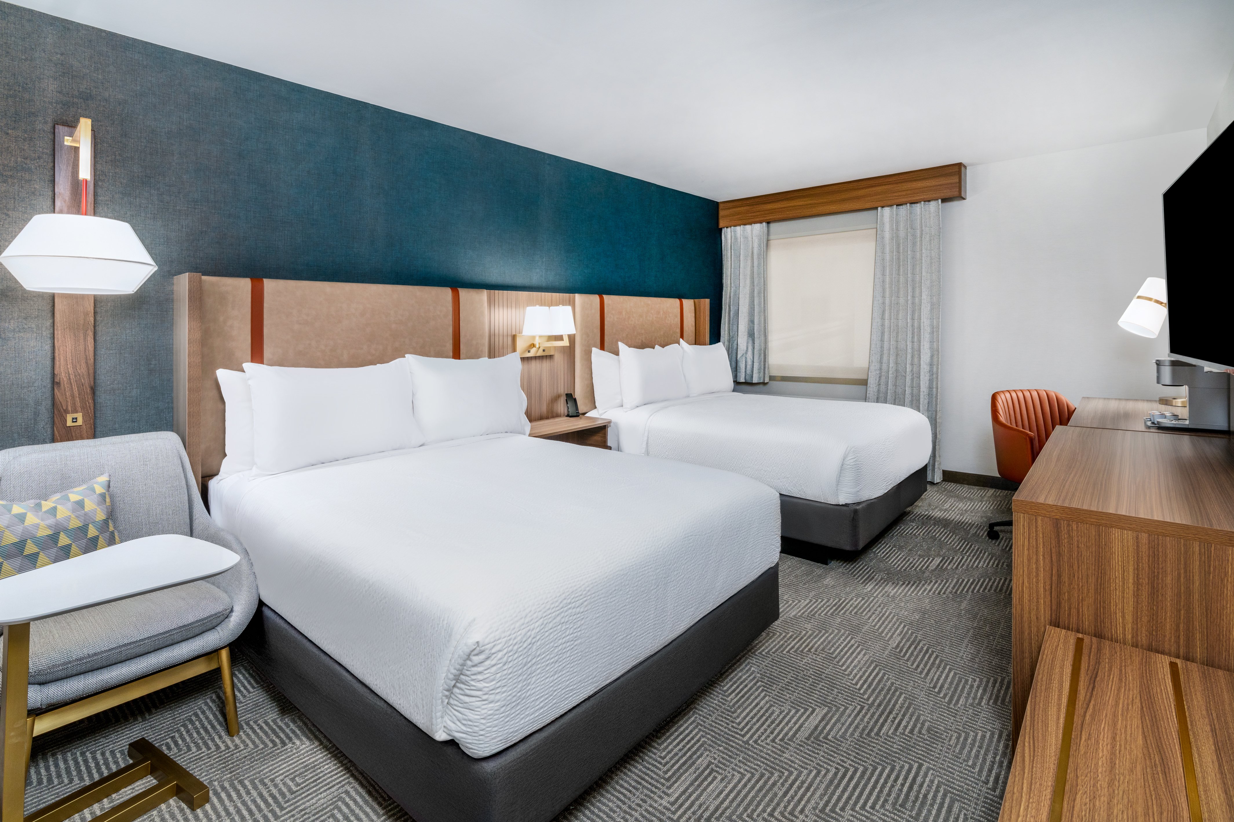 Holiday Inn Friso by IHG 28/68