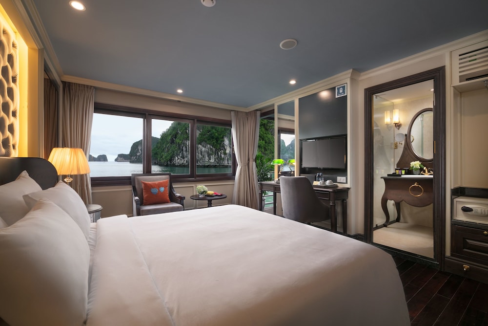 Halong Athena Cruise 5/50