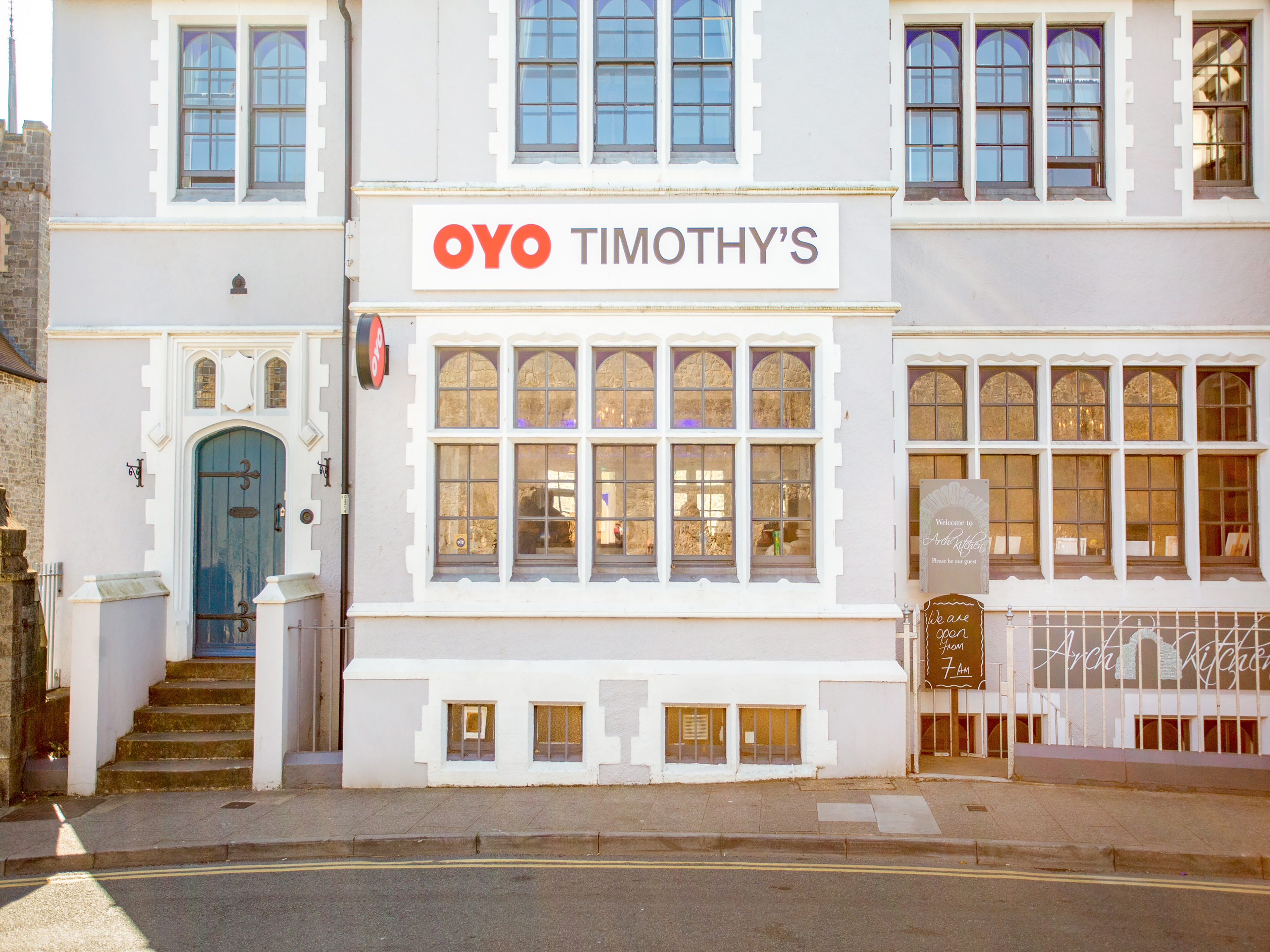 OYO Timothy's 3/33