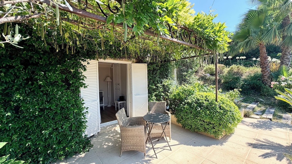 Villa Kilauea B&B 40/50