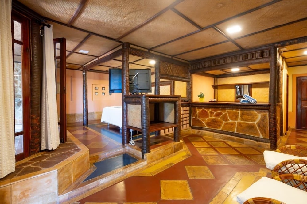 Dayo Hotel 7/50