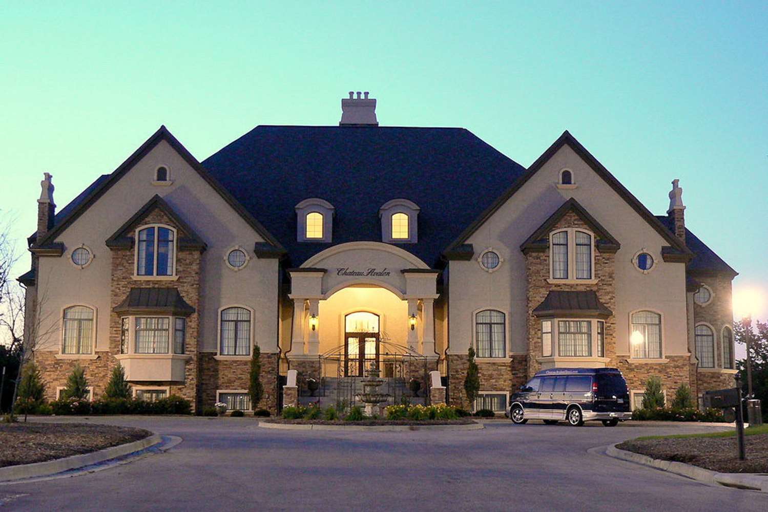 Chateau Avalon 37/37