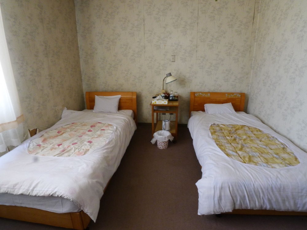 New Makomo Hotel 19/61