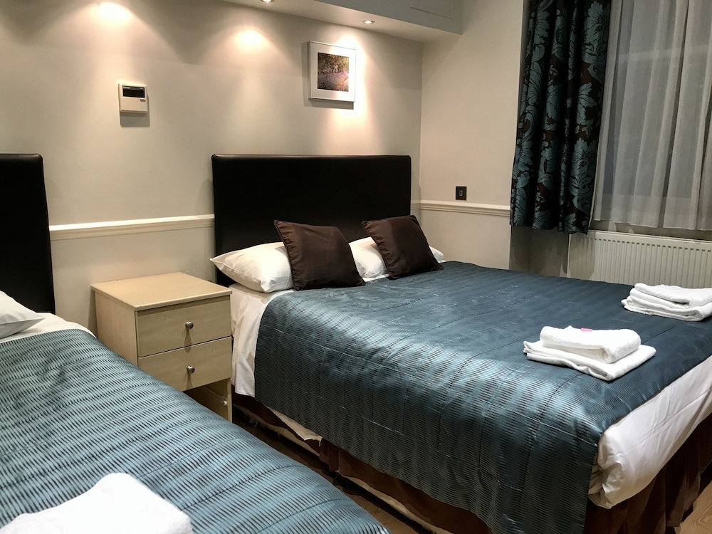 Semi Basement, Triple, 1 Double and 1 Single Bed