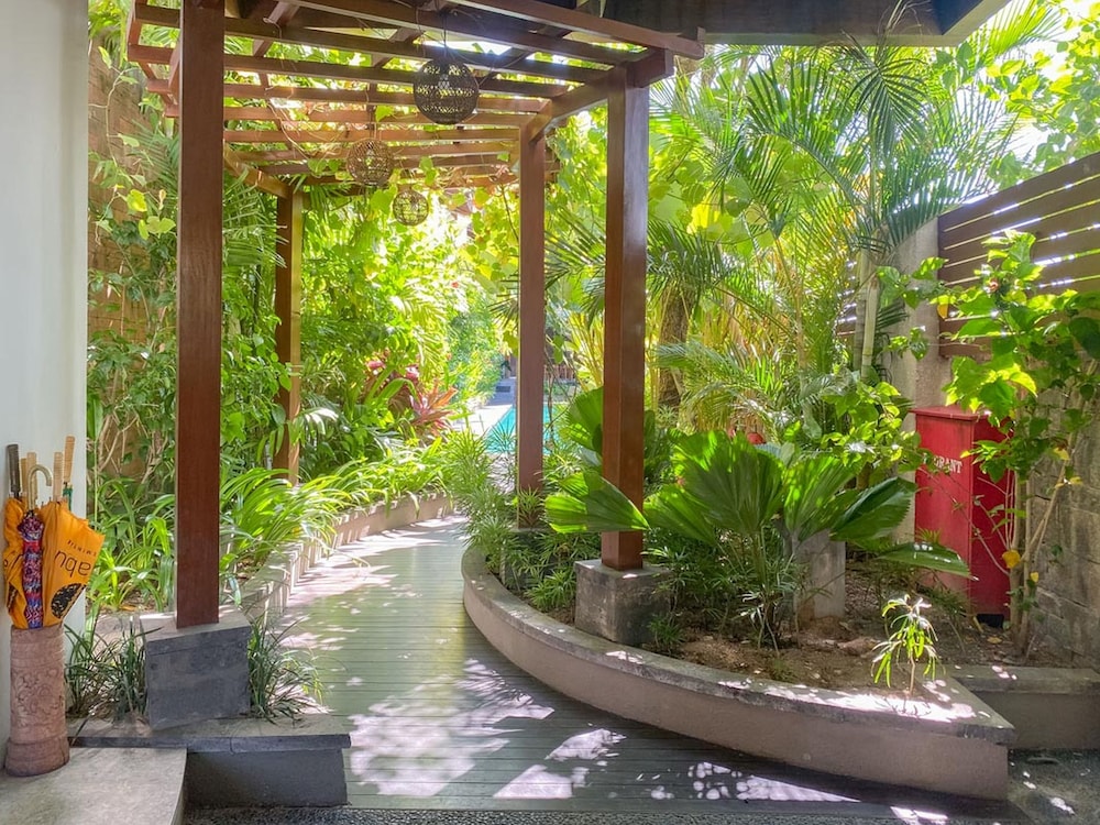 D Djabu Hotel Seminyak 41/50