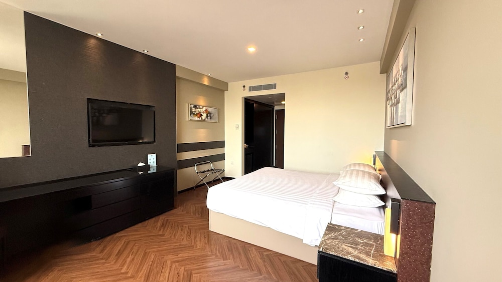 Hotel Royal Singapore 33/70