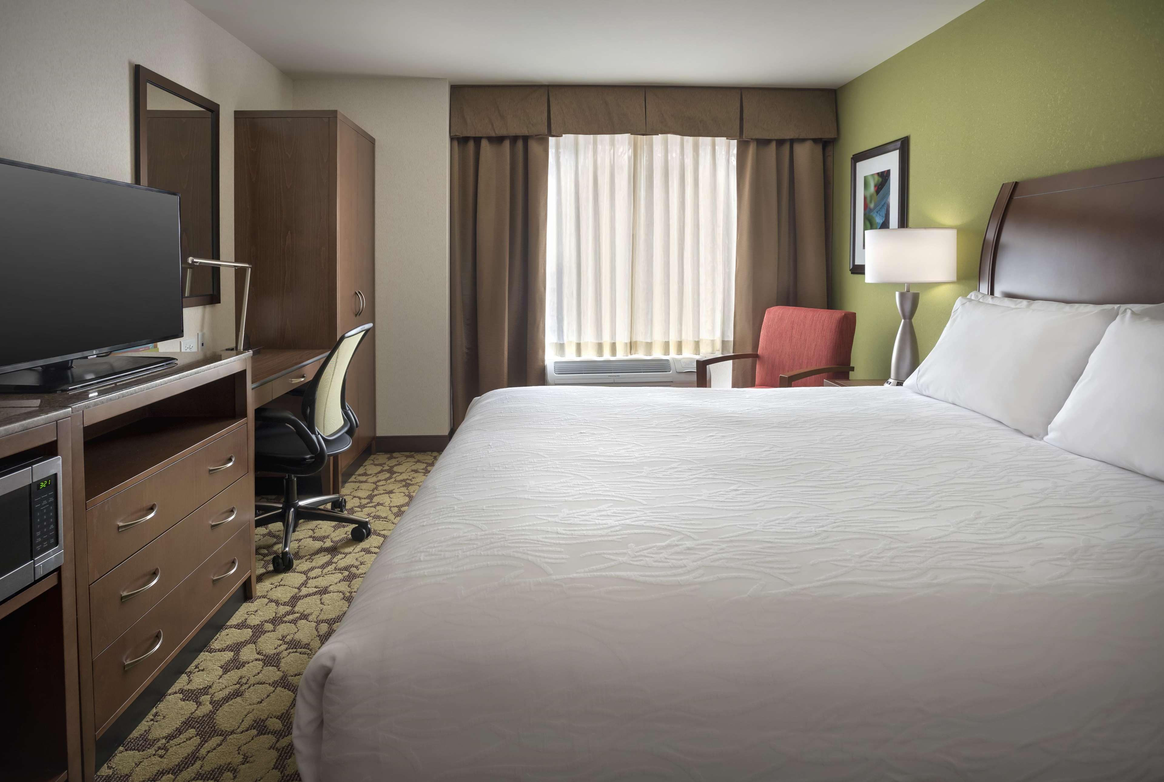 PREMIUM, KING BED