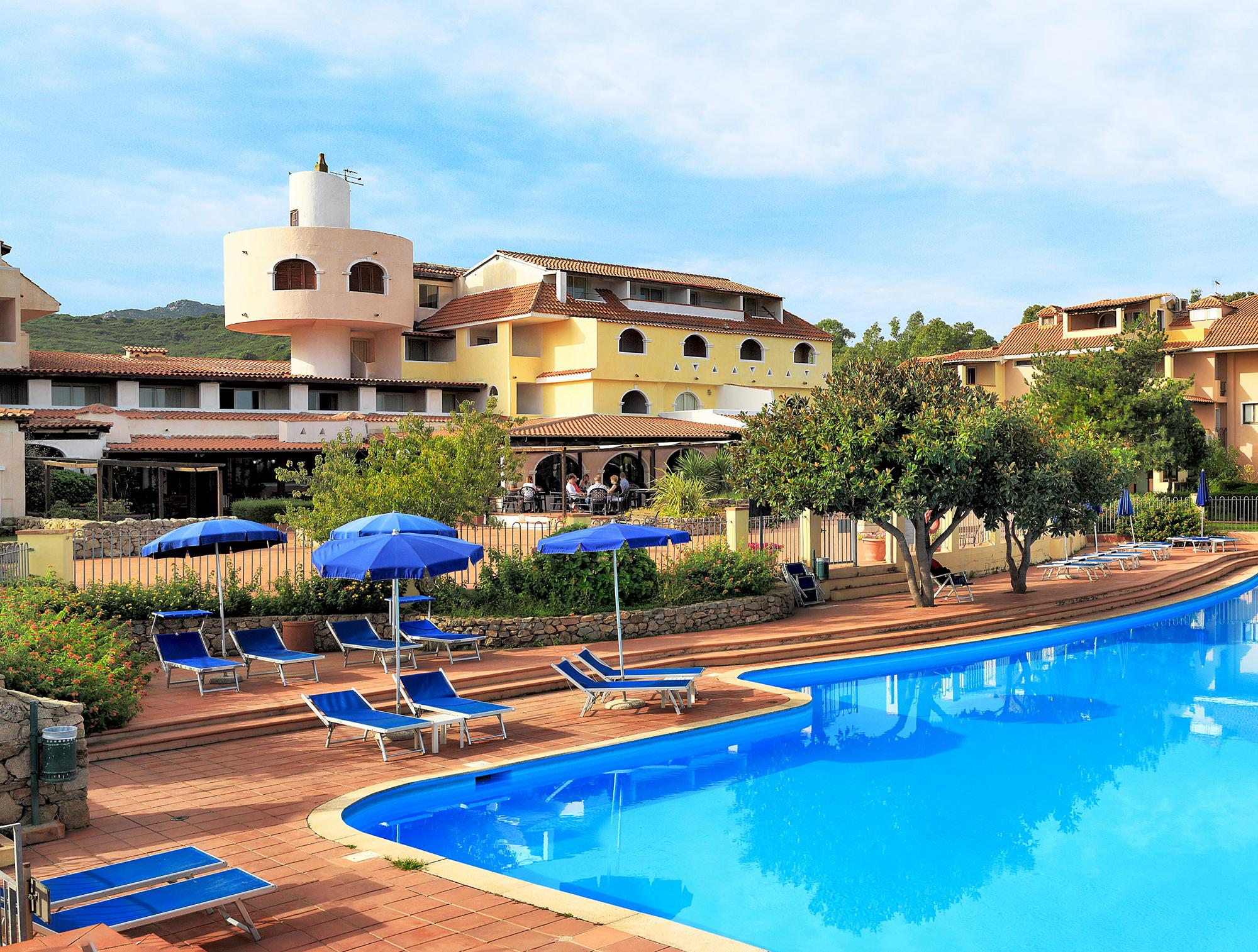 COLONNA BEACH RESIDENCE 3/24
