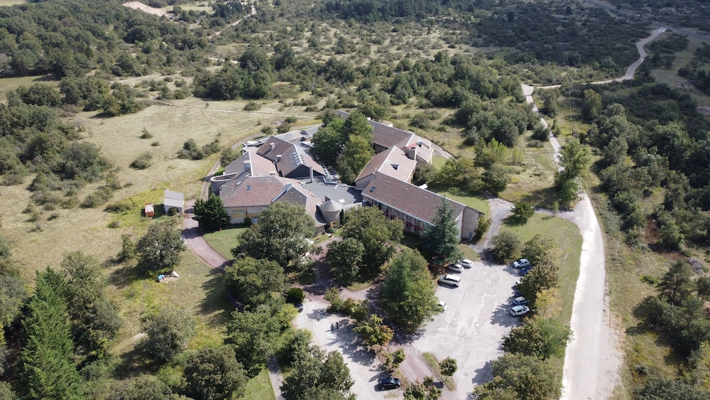 Hotel Causse Comtal 82/84
