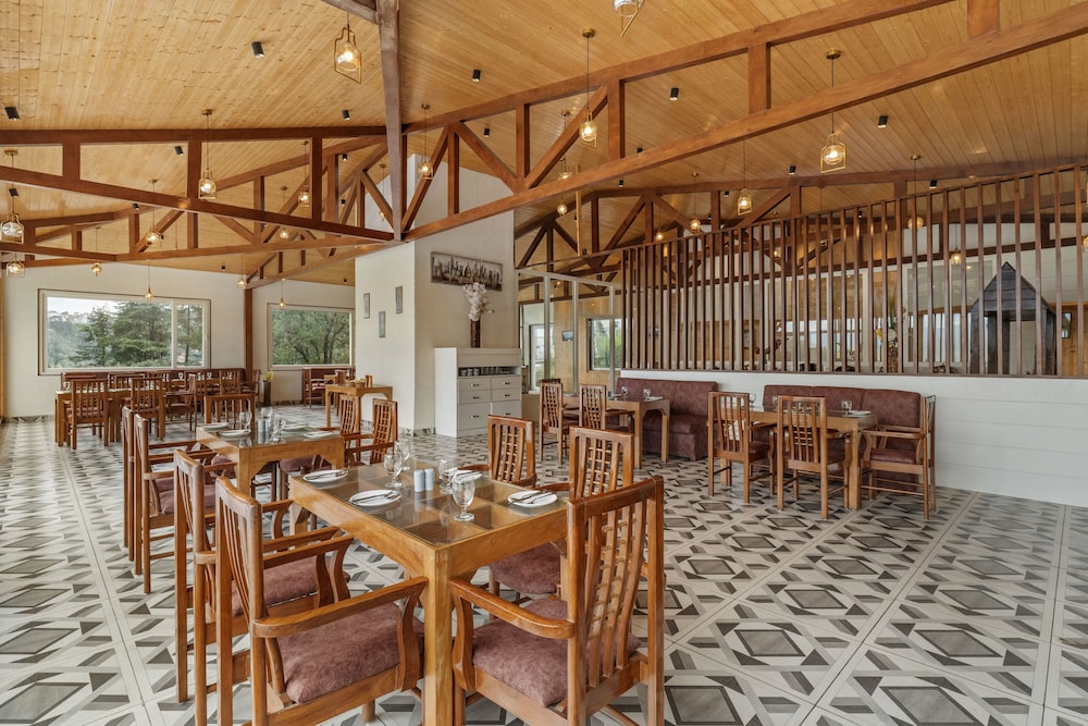Country Inn Premier Pacific Mall Road Mussoorie 41/60