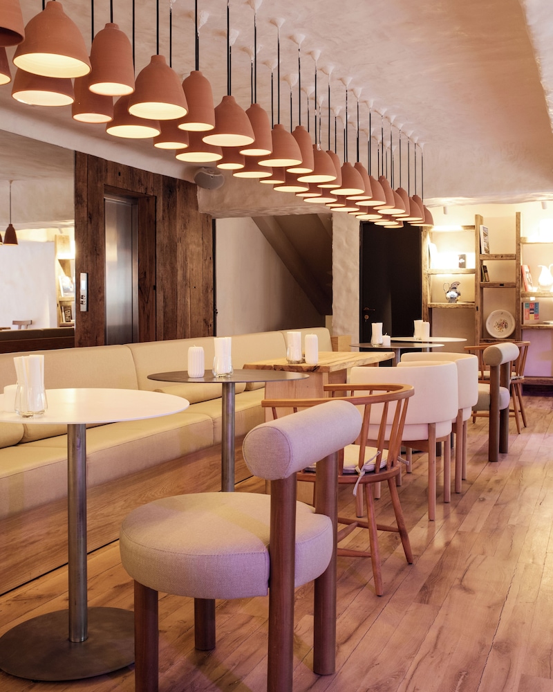Coste Hotel 51/65
