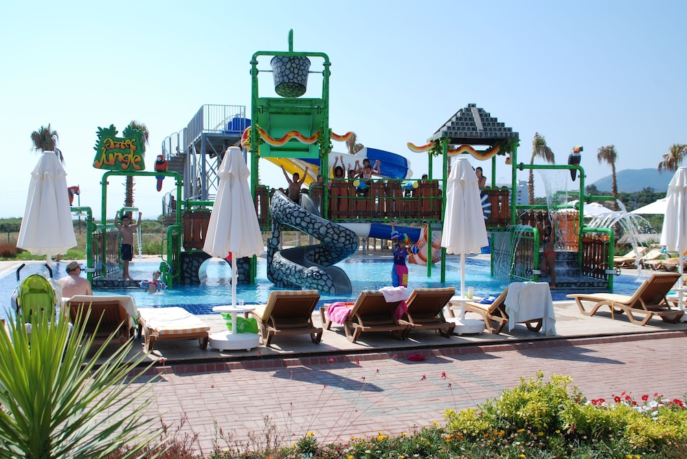 Karya Family Resort 4/88