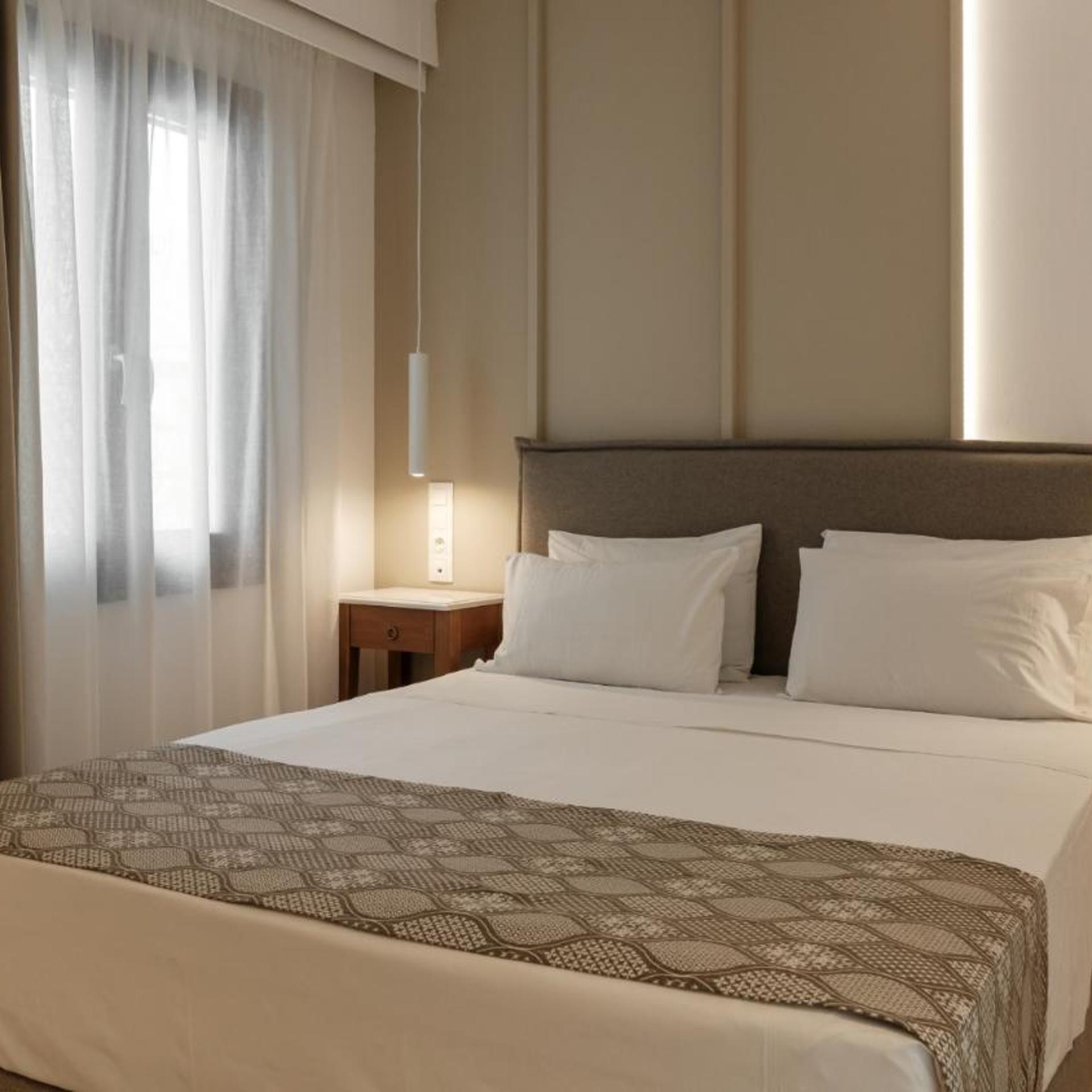 1 Bedroom, Family Suite, Double Bed