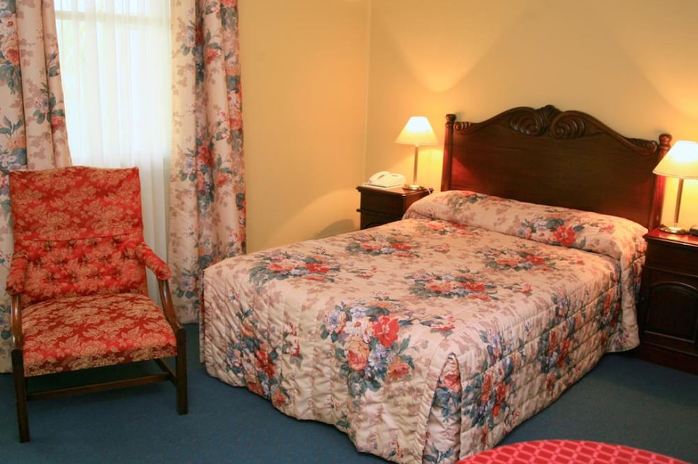 2 Bedrooms, Duplex, Connecting, Family, Double and Bunk Bed, Garden Area