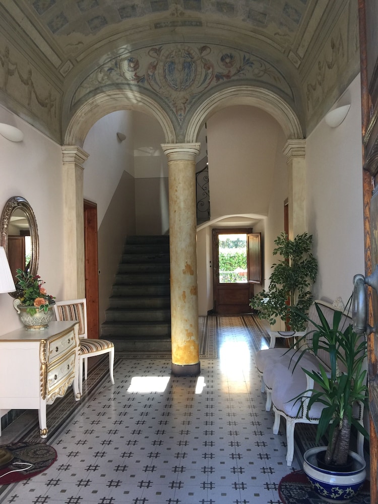 Lucca Relais 15/50