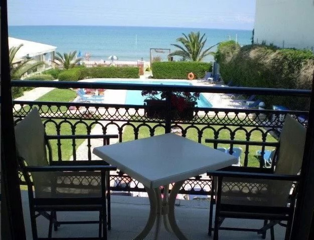 Filorian Hotel Apartments 30/50