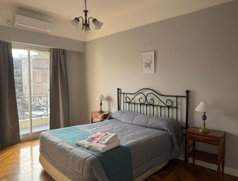 Standard, Quintuple, Queen Bed