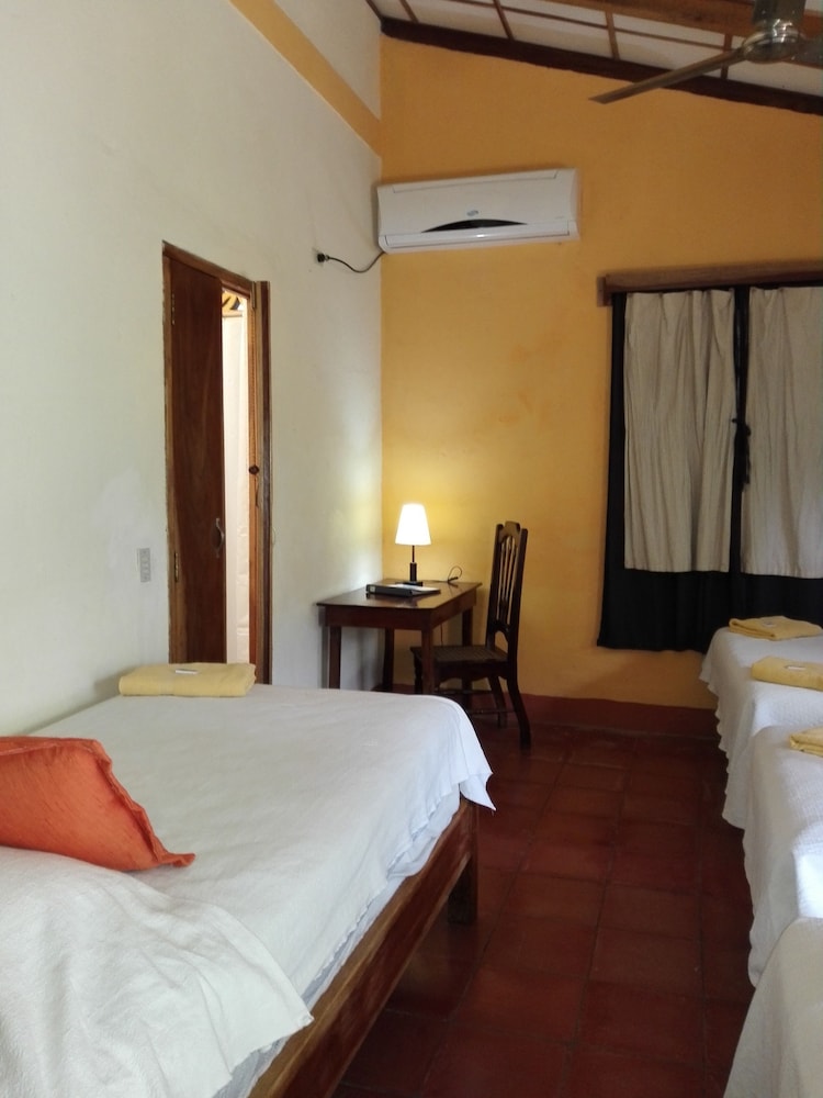 CASA BARCELONA HOTEL 24/67