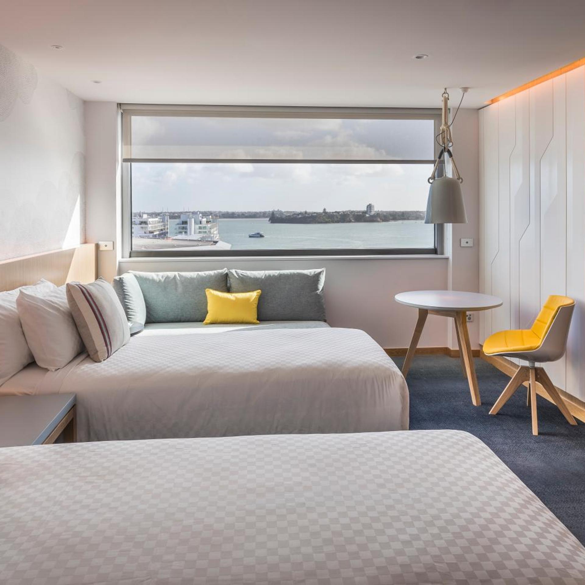 Social, Twin Beds, with View, Xl