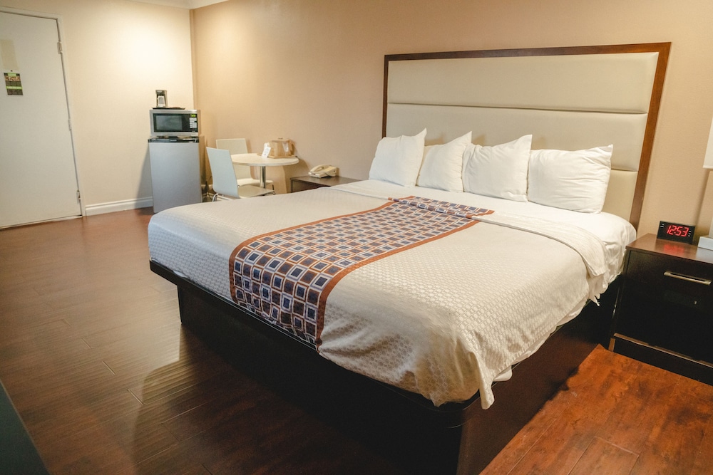 Gateway Inn Gardena Los Angeles South 21/45