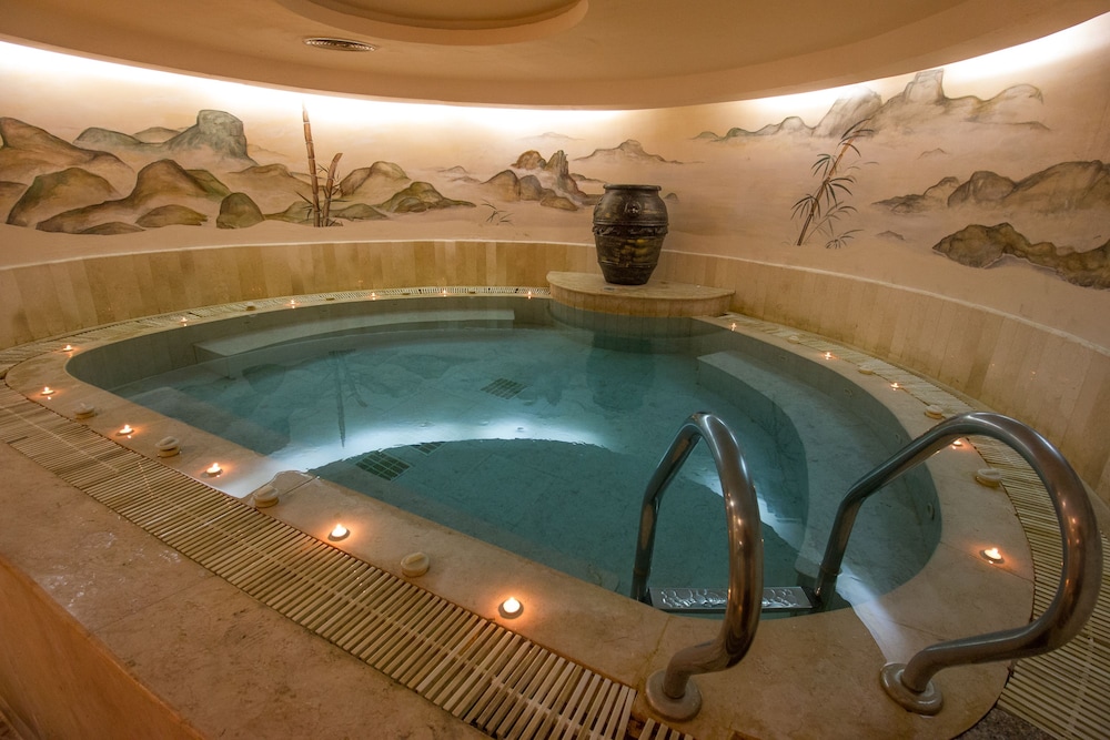 Royal Monte Carlo Resort - Adults Only 37/75