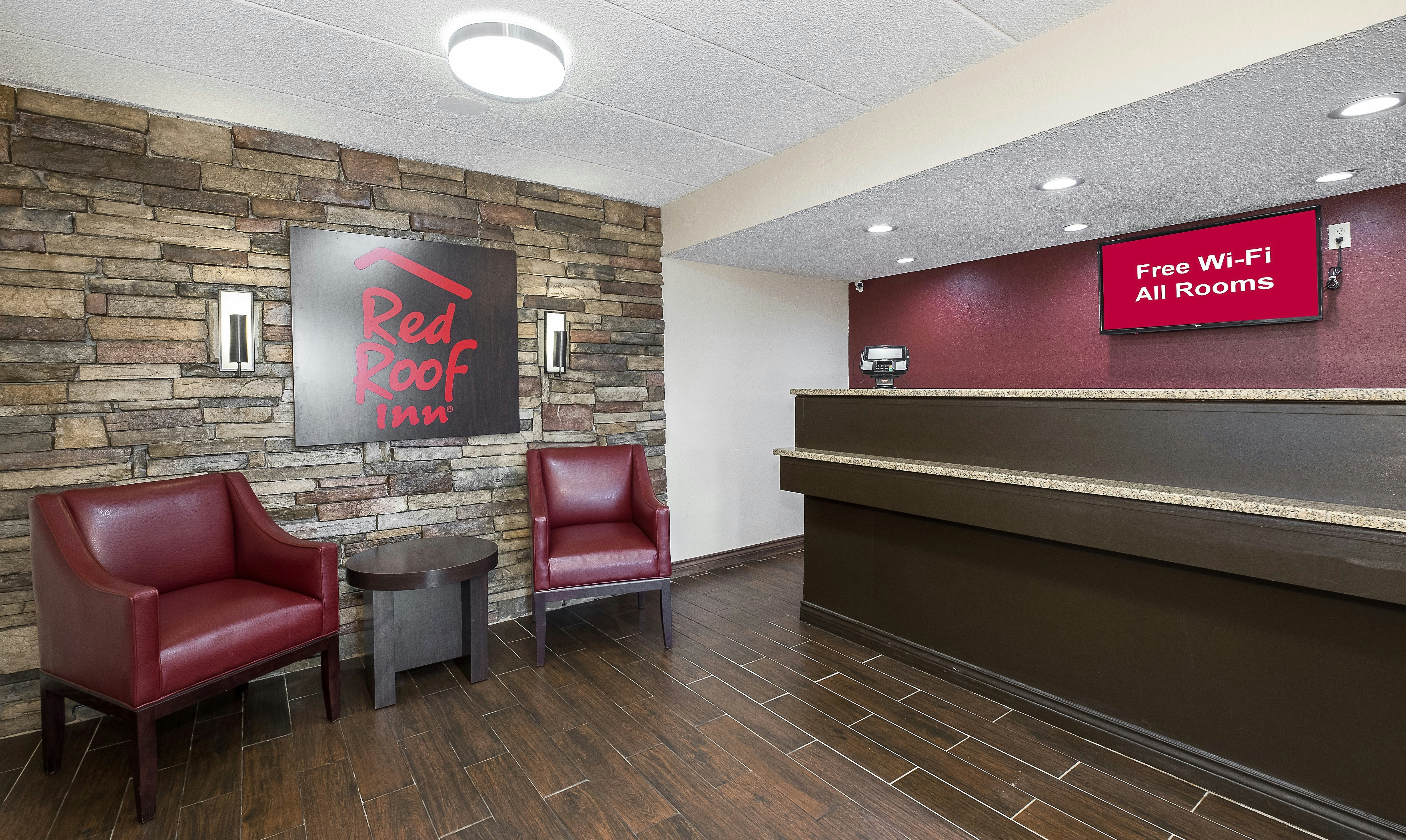 Red Roof Inn Cincinnati East - Beechmont 7/25