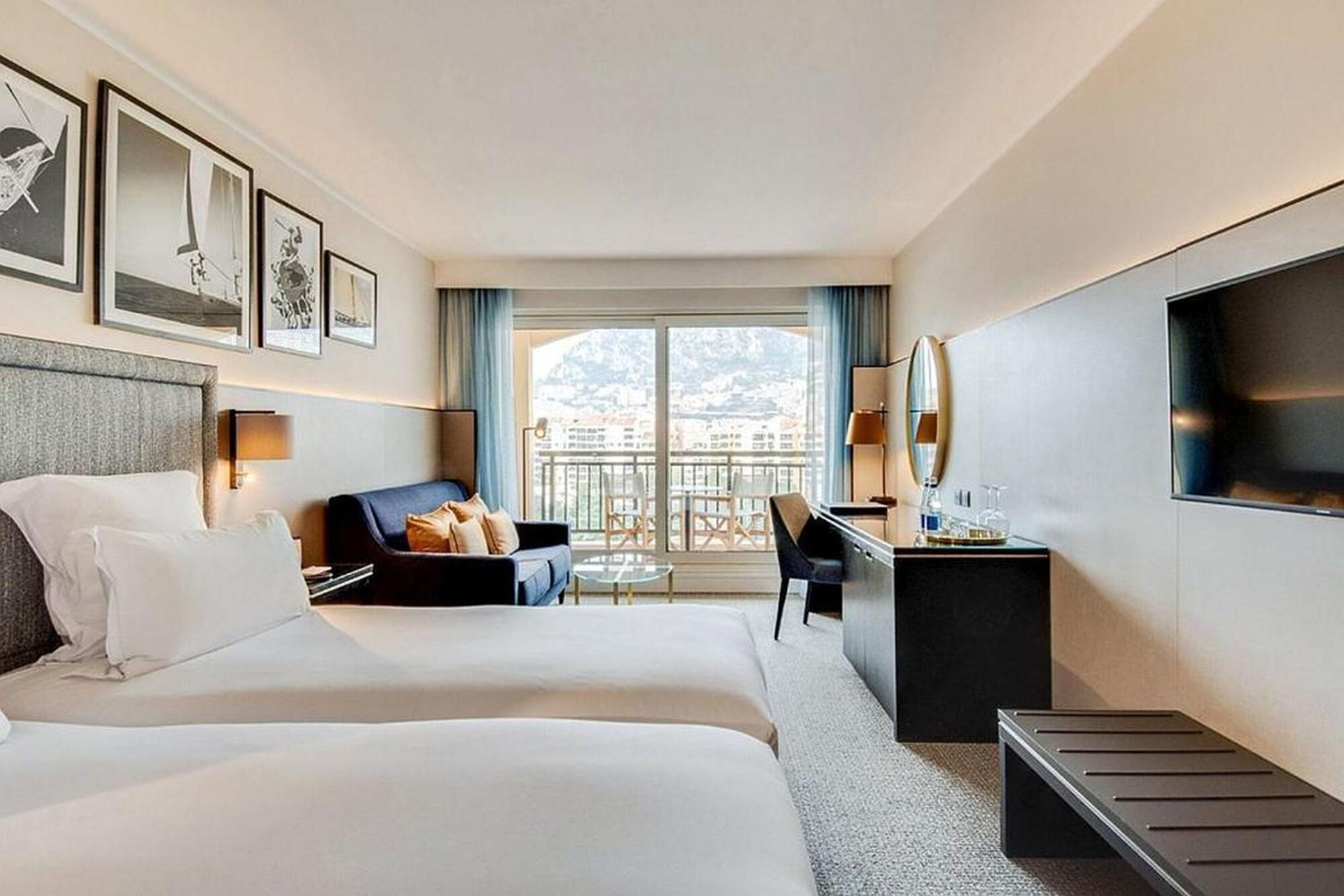 Deluxe, Multiple Beds