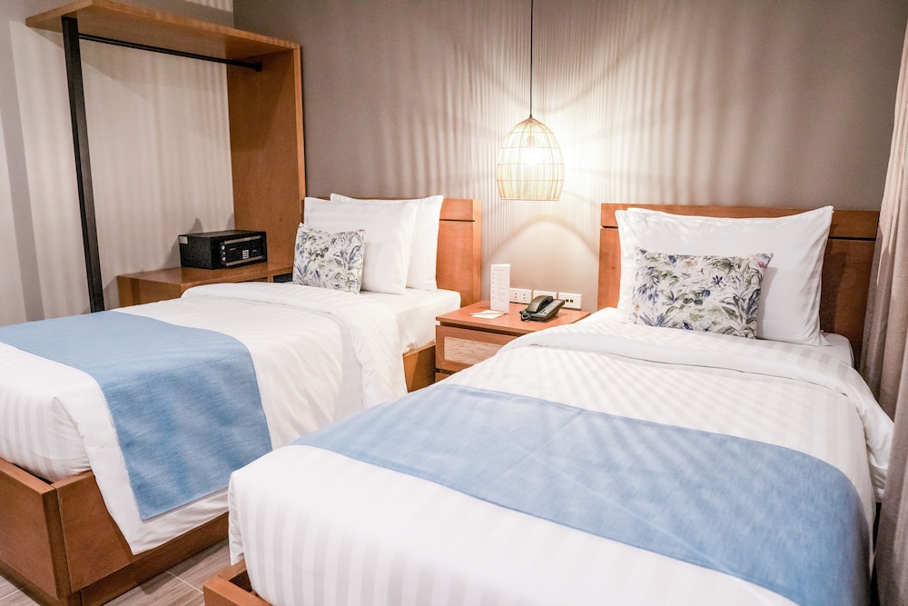 SUPERIOR, TWIN BEDS