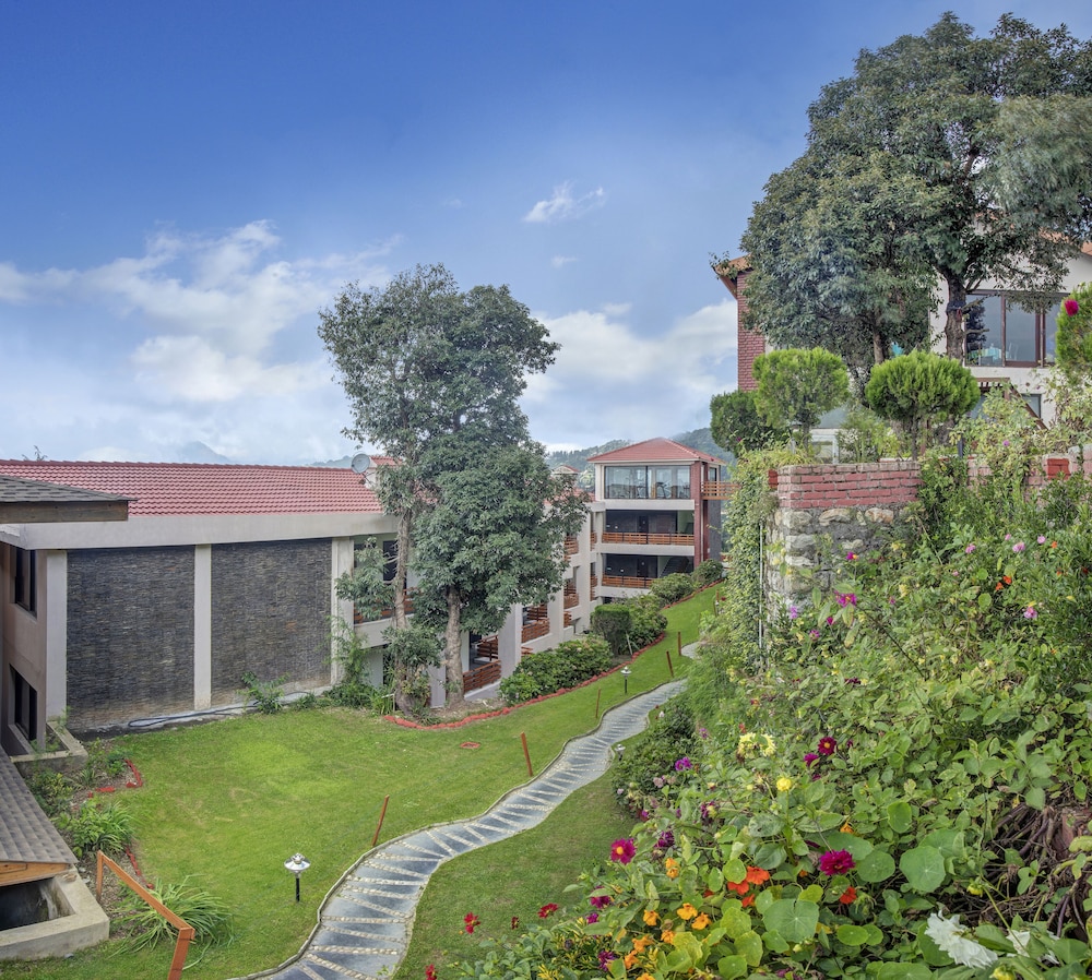 Club Mahindra Resort - Kanatal 44/46