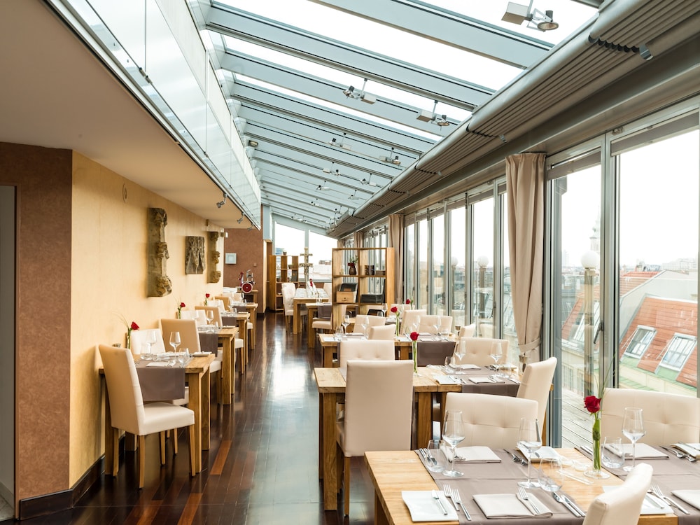 Hotel Royal 40/52