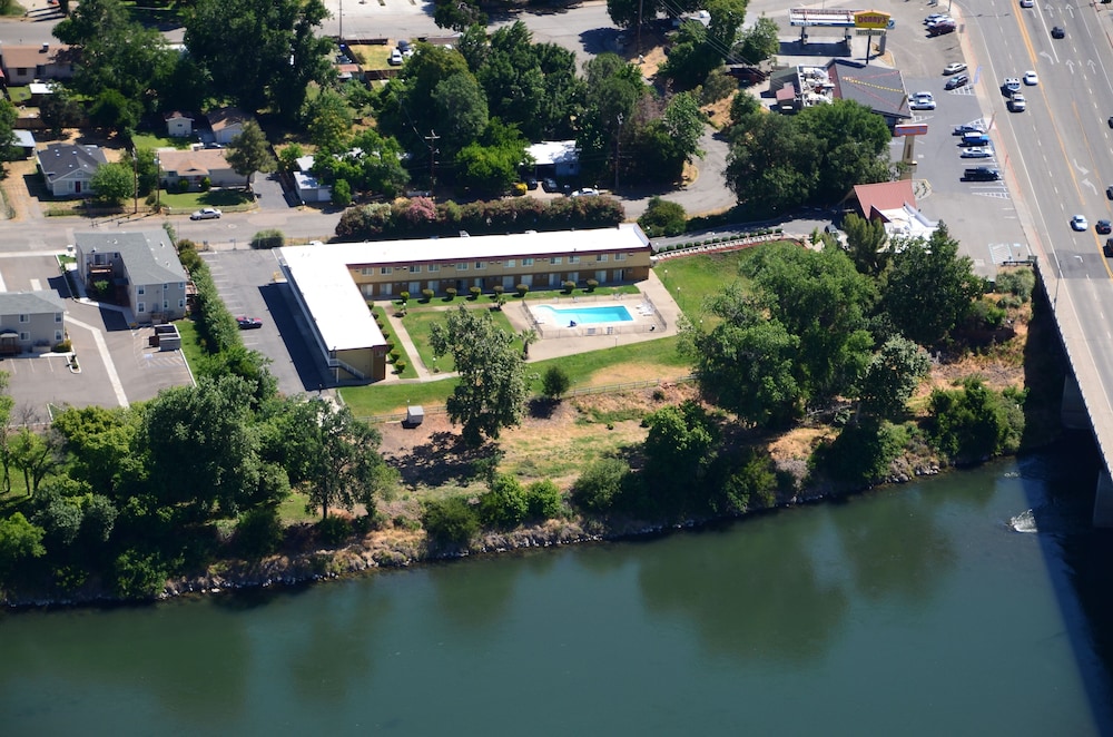 Travelodge by Wyndham Red Bluff South of Redding 1/65