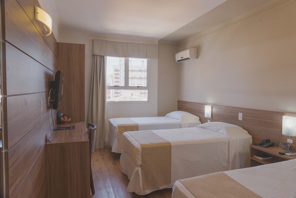 Acores Premium Hotel 32/41