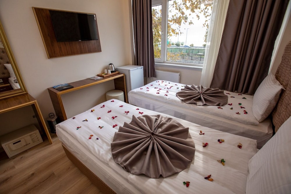ROOM, DOUBLE BED, SEA VIEW