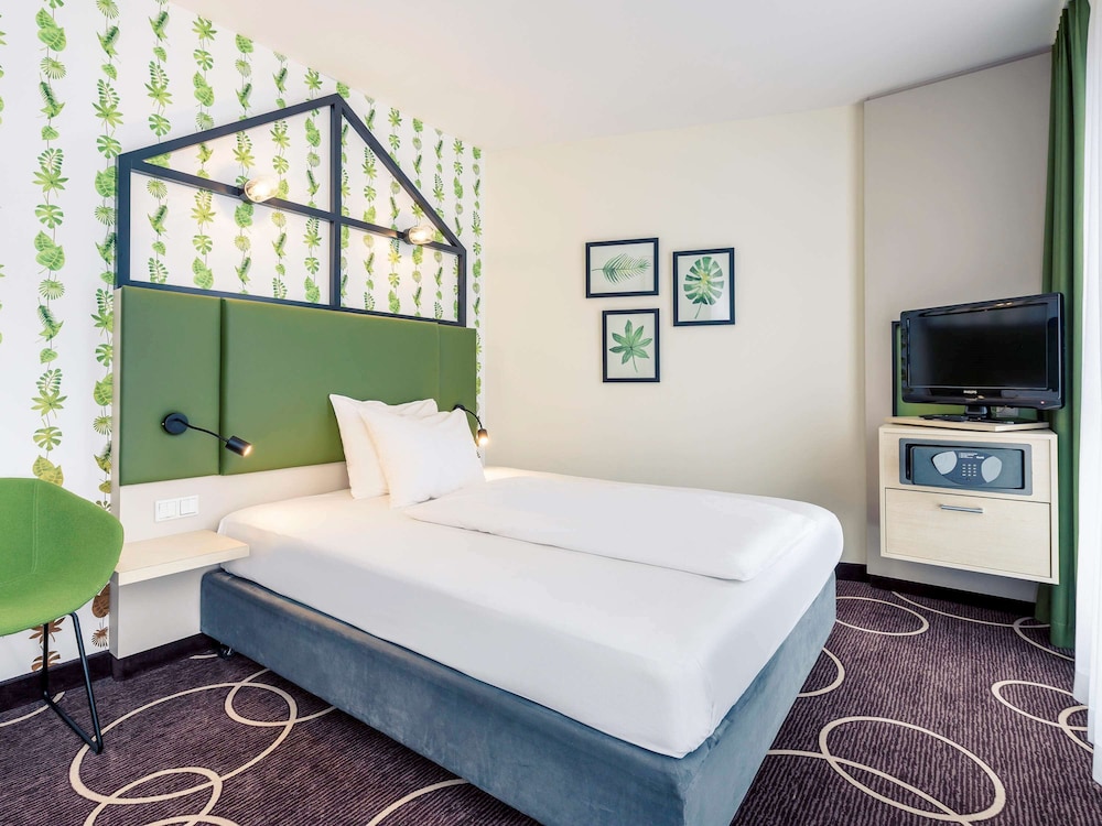 MERCURE HOTEL HANNOVER MITTE 13/79